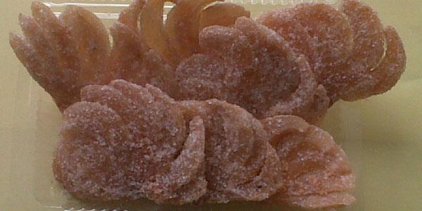 Wisata ke Pulau Banda Neira jangan sampai lewatkan oleh-oleh khas nya