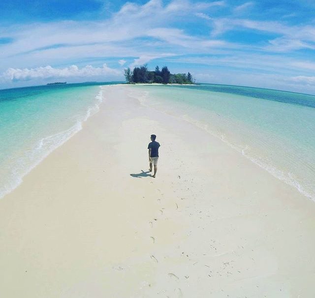 Paket Tour Pulau Ternate,Tidore, Morotai, dan Jailolo 6 Hari 5 Malam (6H5M)