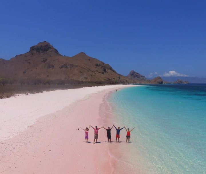 Pink Beach Komodo