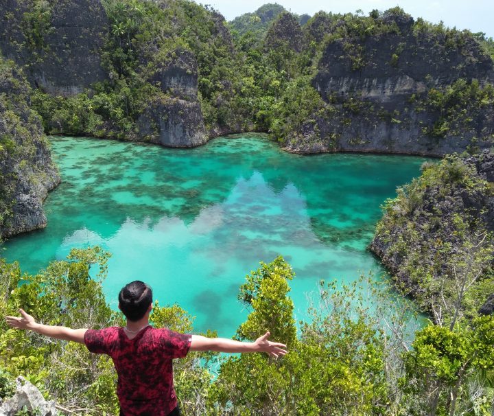 Paket Tour Raja Ampat Piaynemo dan Wayag 4 Hari 3 Malam (4H3M)