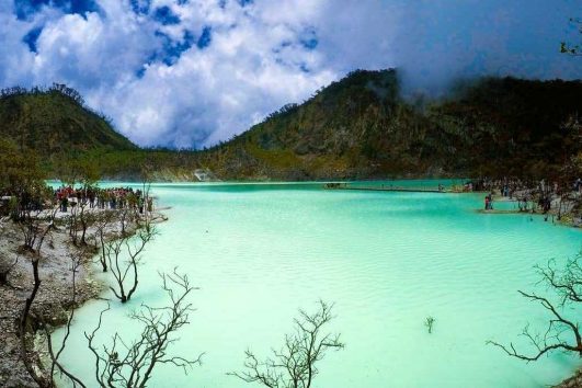 Paket Tour Bandung Murah 3 Hari 2 Malam (3H2M)