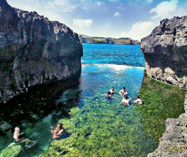 Paket Tour Nusa Penida 3 Hari 2 Malam (3H2M)