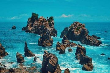 Paket Tour Kelumbayan Gigi Hiu 3 Hari 2 Malam (3H2M)