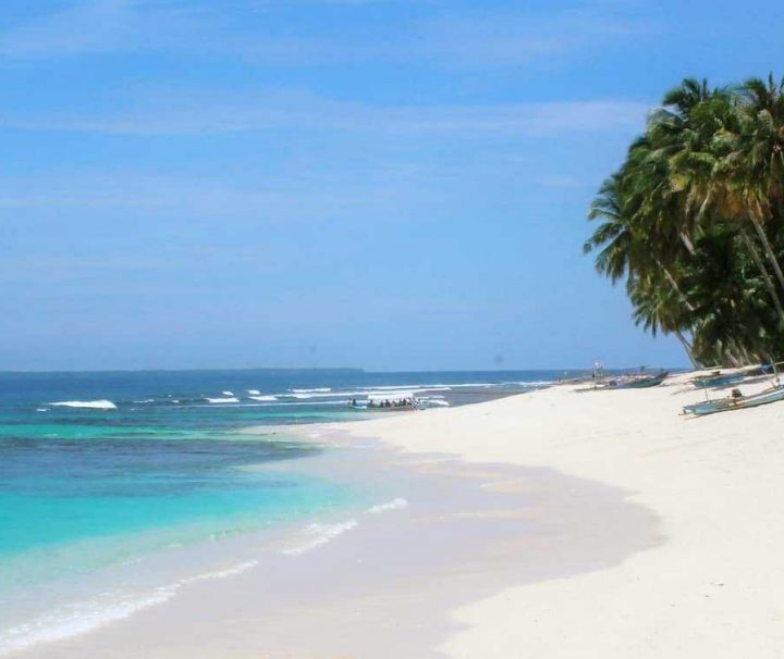 Paket Tour Pulau Pisang dan Danau Ranau 4 Hari 3 Malam (4H3M)