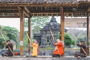 Paket Tour Jemparingan dan Prambanan