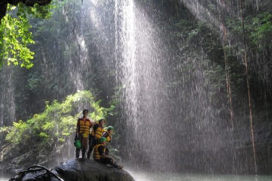 Paket Tour Pangandaran dan Green Canyon 2 Hari 1 Malam (2H1M)