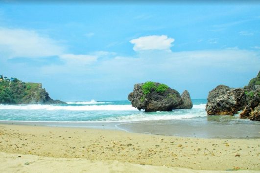 7 Tips Mengunjungi Pantai Siung Supaya Mendapatkan Foto Terbaik