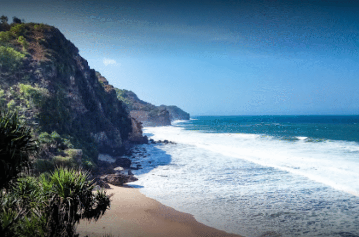 Informasi Lengkap Tentang Pantai Seruni, yang Masih Sepi !