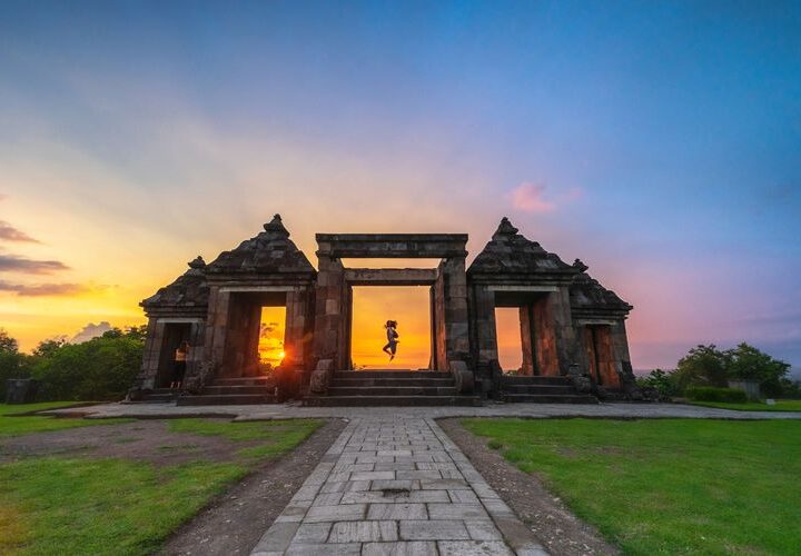 Ratu Boko Penuh Keindahan dan Sejarah
