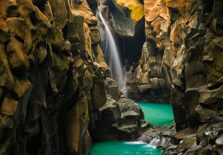 Trekking 1 Hari: Curug Cikuluwung – Curug Lontar