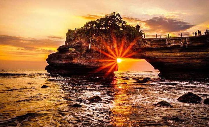 Paket Tour Kintamani Tanah Lot ; Batubulan, Tegalalang, Pura Tanah Lot