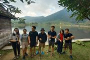 Paket Trekking Telaga Warna dan Telaga Saat Puncak