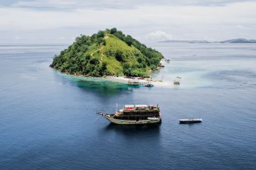Sewa Kapal Labuan Bajo