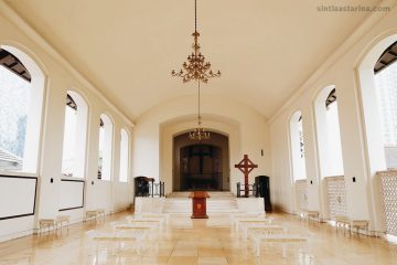 Walking Tour Jakarta Ereveld Menteng Pulo