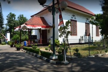 Tour Kampung Portugis Tugu