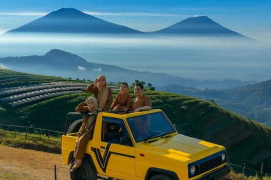 Paket Jeep Nepal Van Java 1 Hari