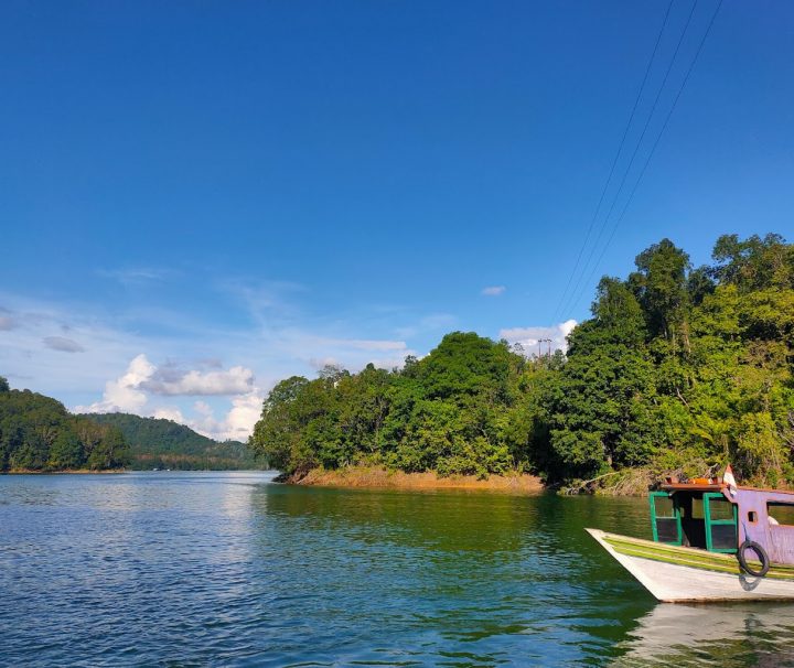 Paket Tour Kalimantan Selatan 4 Hari 3 Malam (4H3M)