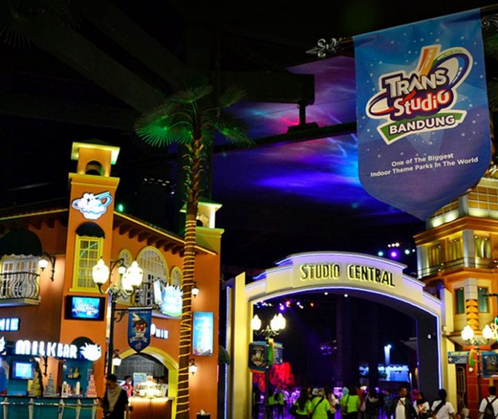 Paket Tour Bandung 2 Hari 1 Malam (2H1M)