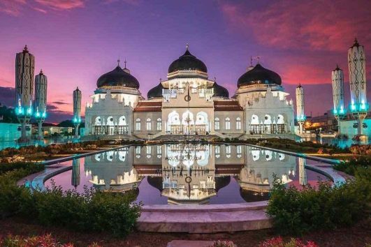 Paket Tour Palembang Aceh Medan Bukittinggi Padang 9 Hari 8 Malam (9H8M)