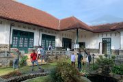 Paket Tour Cirebon 3 hari 2 Malam (3H2M)