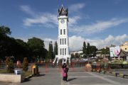 Paket Tour Bukittinggi Padang 5 Hari 4 Malam (5H4M)