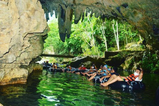 Paket Trip Jogja 1 Hari: Cave Tubing Pindul, Offroad Pindul, dan Pinus Pengger