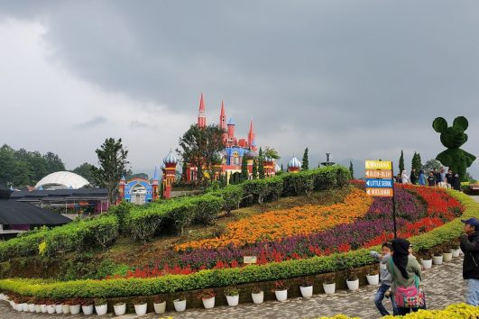 Paket Tour Bandung 1 Hari: D’castelo Sariater, Dan Lembang Wonderland