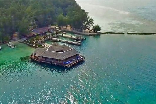Paket Tour Pulau Pelangi 2 Hari 1 Malam (2H1M)