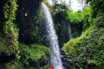 Paket Trekking Lembang Bandung Curug Aseupan/Curug Cipanas