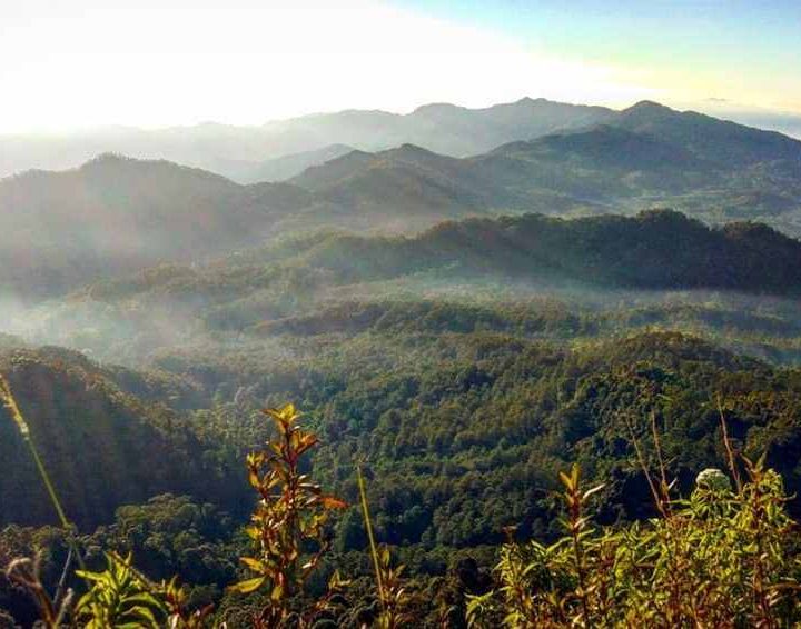 Trekking Gunung Kerenceng_Campatour