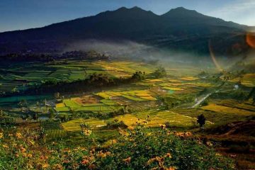 Trekking Gunung Kerenceng_Campatour