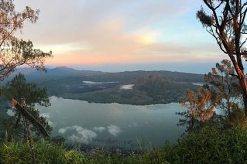 Paket 1 Hari Trip Gunung Abang (Tektok)