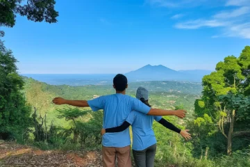 Trekking Gunung Ciung