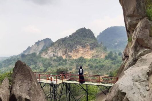 Batu lawang cirebon