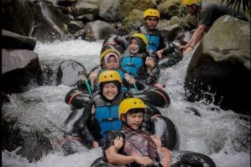 Cikadongdong River Tubing