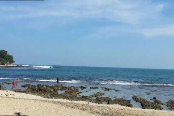 pantai ranca buaya garut