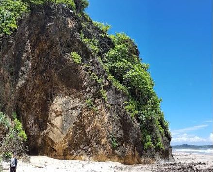 Goa Sikadir Sawarna