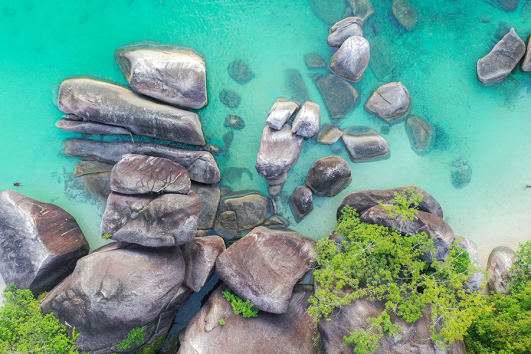 Paket Tour Wisata Pantai Tanjung Tinggi Belitung