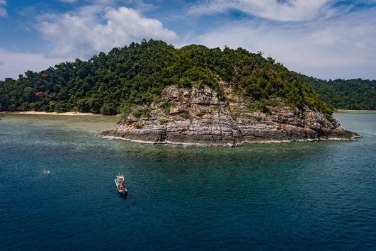Paket Tour Wisata Pulau Gelasa Bangka Bersama Campa Tour