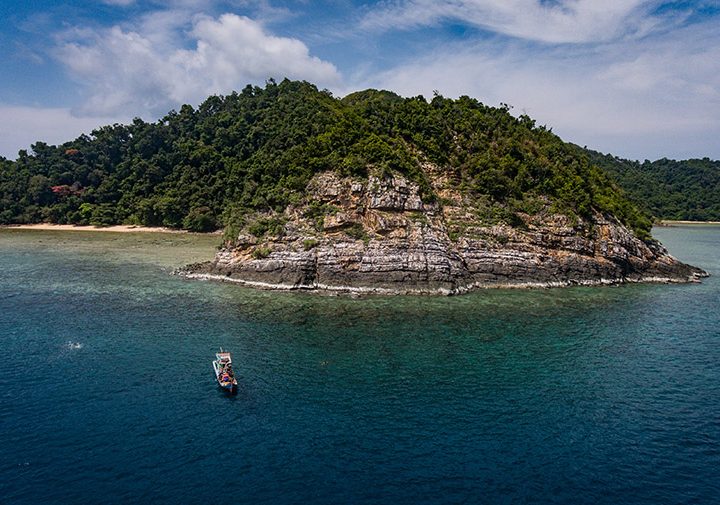 Paket Tour Wisata Pulau Gelasa Bangka Bersama Campa Tour