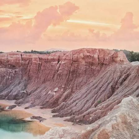 Paket Tour Wisata Danau Ampar Red Hill Bangka Bersama Campa Tour