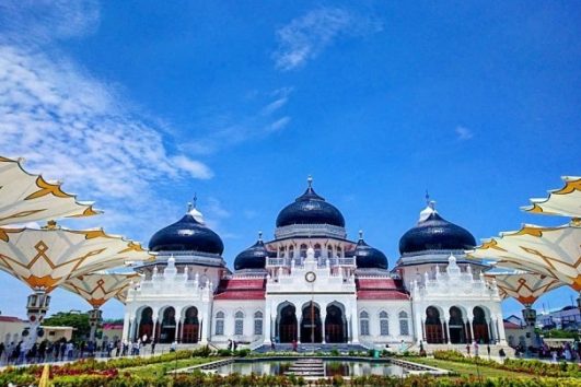 Paket Tour Wisata Masjid Raya Baiturrahman Banda Aceh