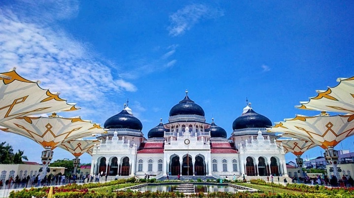 Paket Tour Wisata Masjid Raya Baiturrahman Banda Aceh