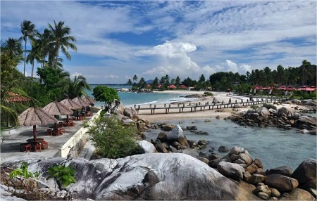 Paket-Tour-Wisata-Pantai Parai Tenggiri Bangka Bersama Campa Tour