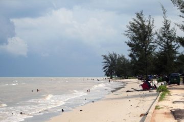 Paket Tour Wisata Pantai Pasir Padi Bangka Bersama Campa Tour