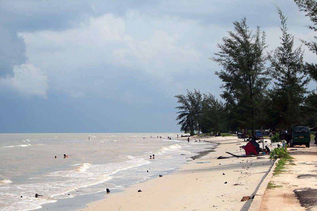 Paket Tour Wisata Pantai Pasir Padi Bangka Bersama Campa Tour