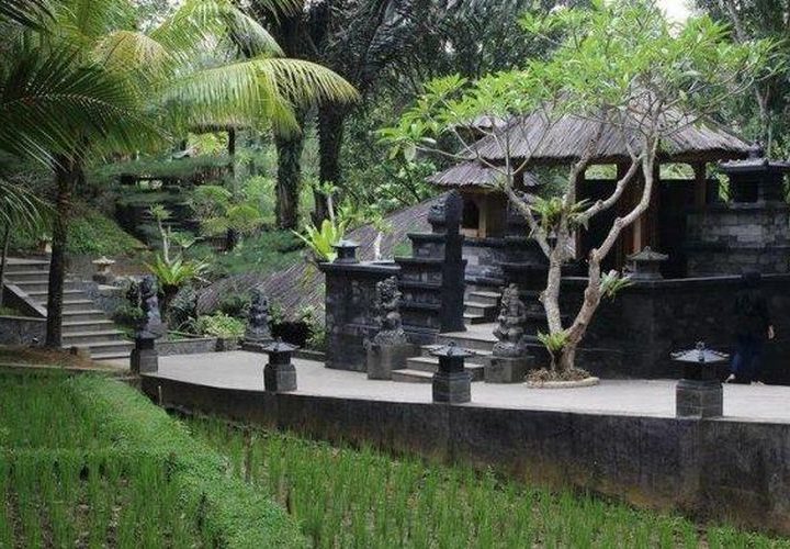 Paket Tour Wisata T. Garden Little Bali in Medan Bersama Campa Tour